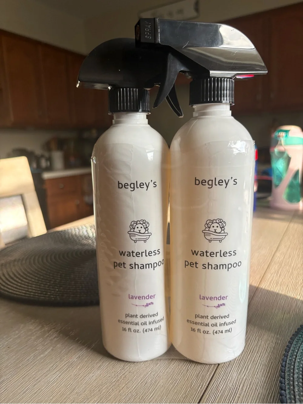Lavender Waterless Pet Shampoo - White Bottle